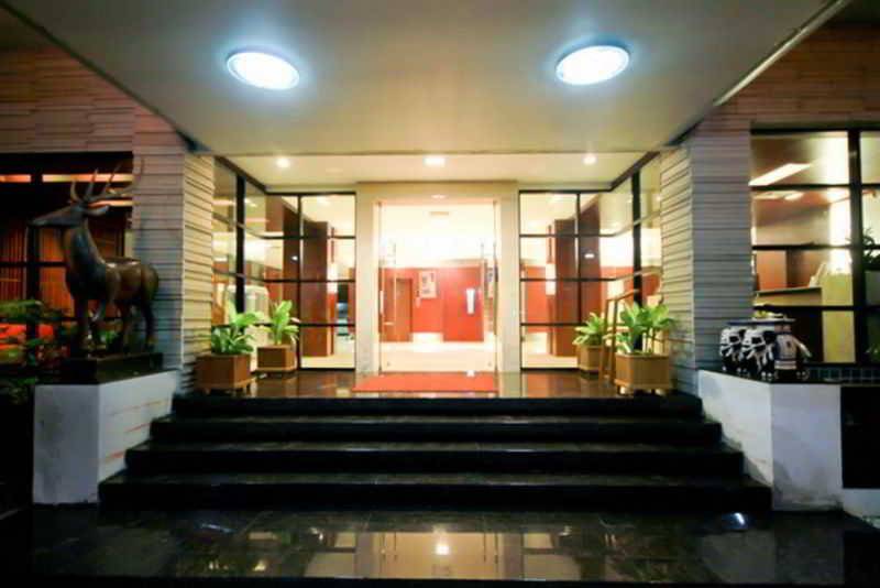 Отель Navarat Heritage