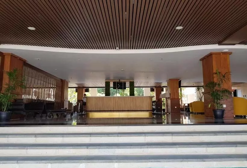 酒店 New Garden View Resort   Chse Certified