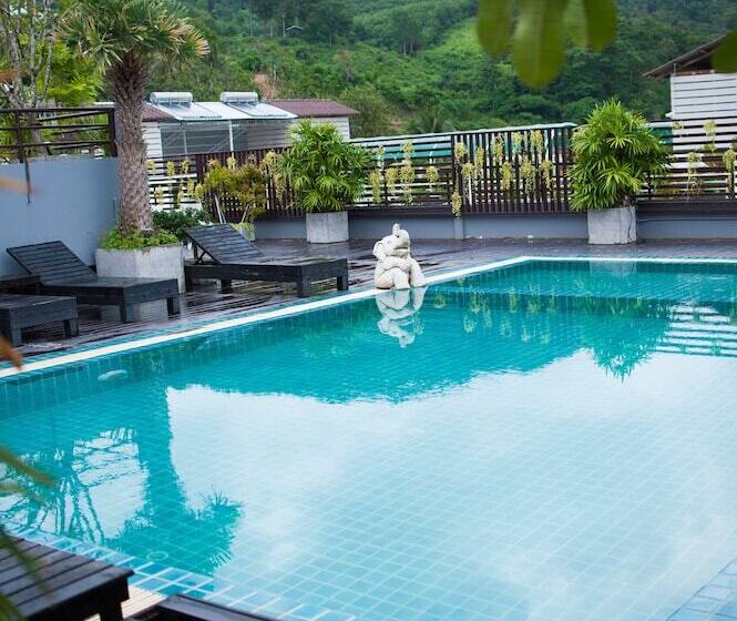 Platinum Hotel And Apartments