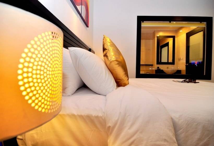 Platinum Hotel And Apartments