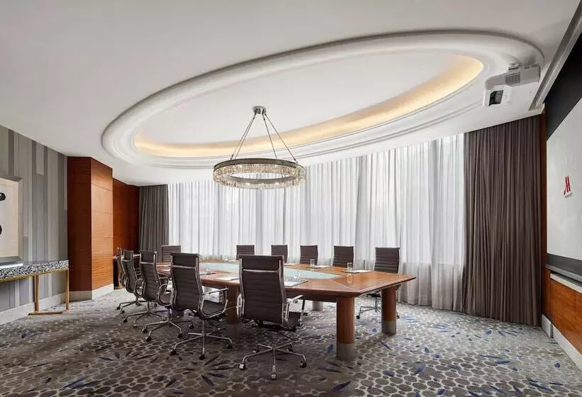 호텔 Shanghai Marriott Marquis City Centre