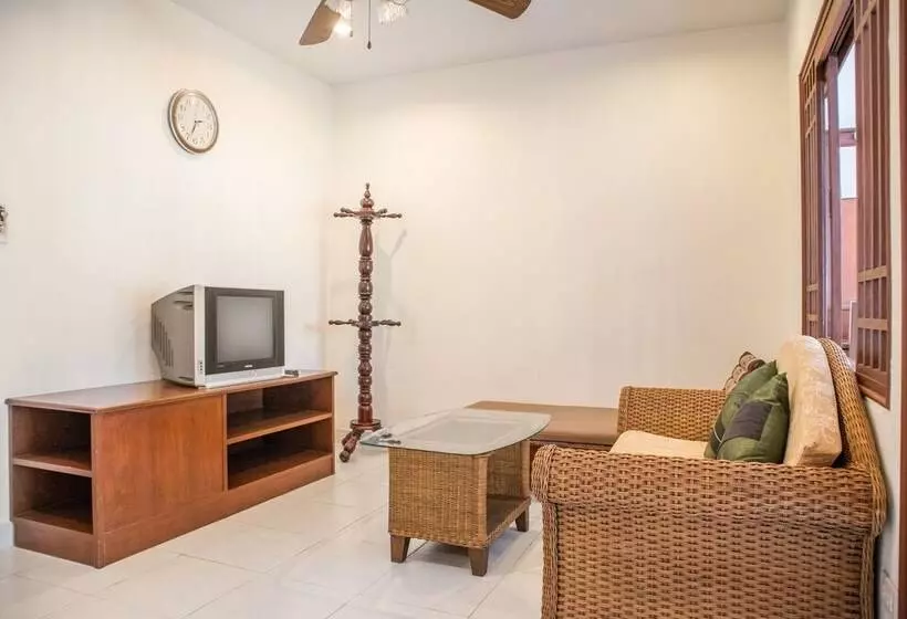 בית מלון כפרי The Album Loft At Nanai