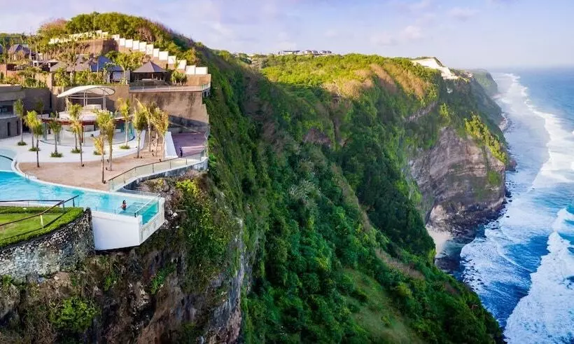 בית מלון כפרי The Edge Bali