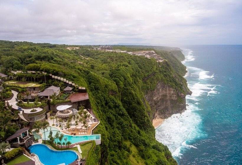 هتل The Edge Bali