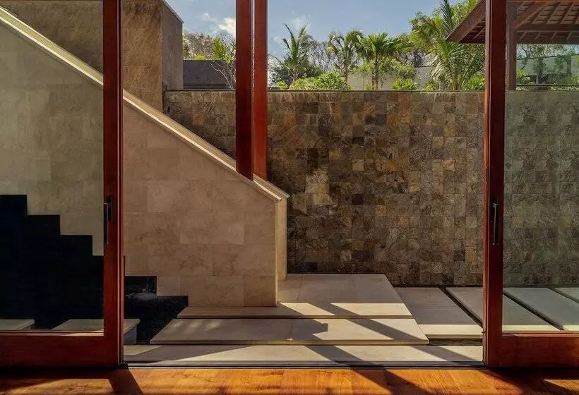 בית מלון כפרי The Edge Bali