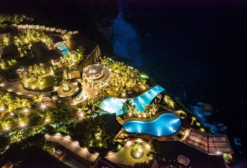 هتل The Edge Bali