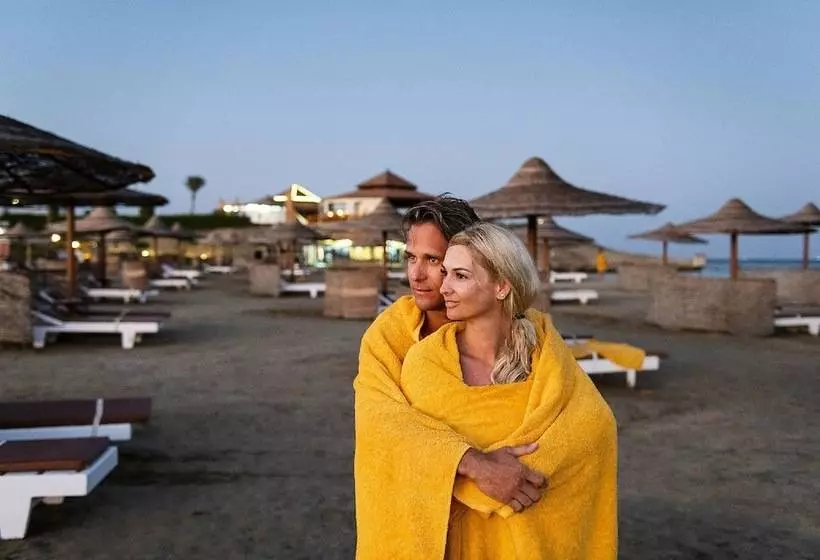 酒店 Three Corners Equinox Beach Resort