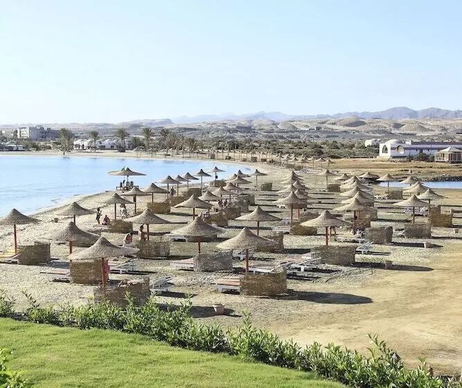 酒店 Three Corners Equinox Beach Resort