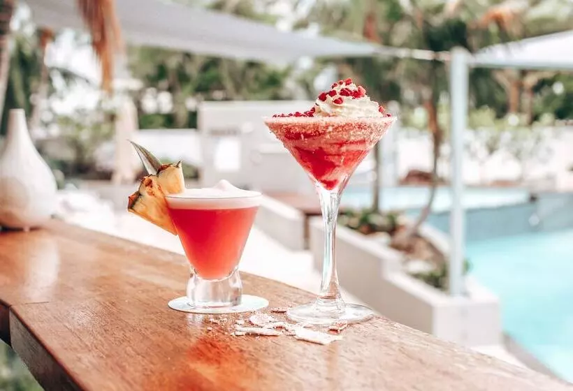 レジデンス Rumba Beach Resort