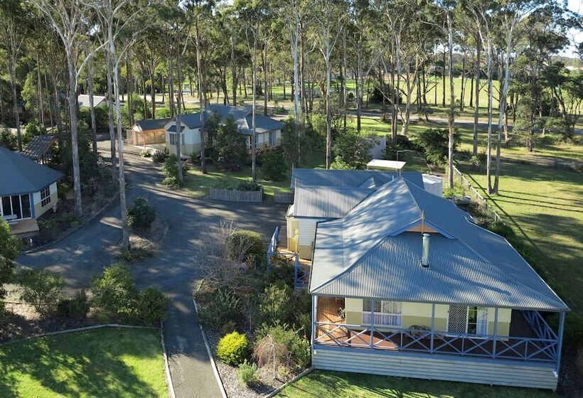 Waverley House Cottages