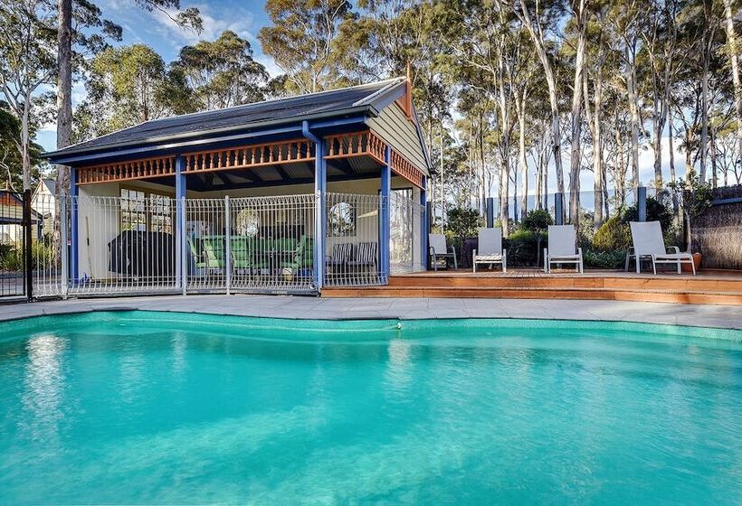 Waverley House Cottages