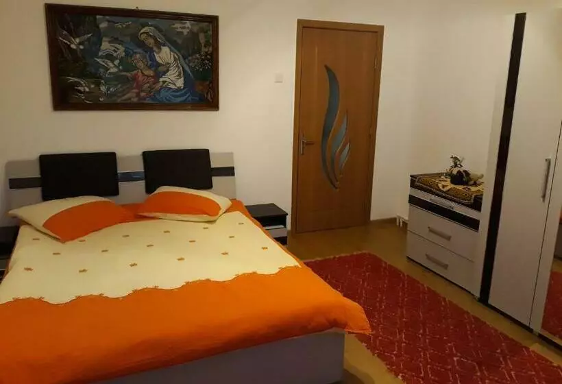 Aamiaismajoitus (B&B) Casa Geanina