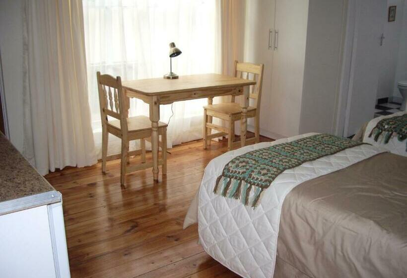 تختخواب و صبحانه Dee S Bnb