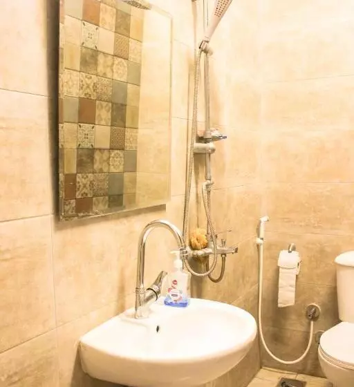 Ithaka Hostel
