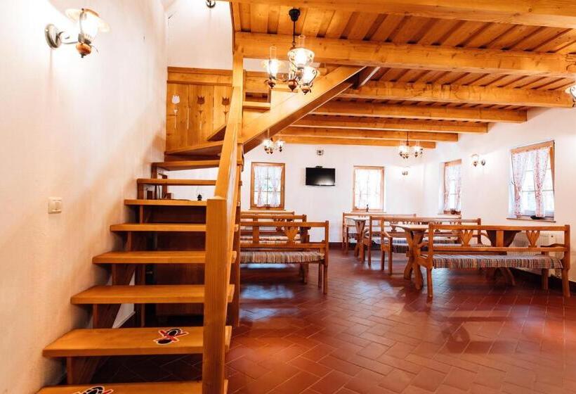 پانسیون Lolo Park Resort