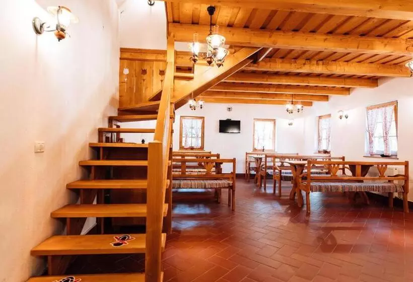 Majatalo Lolo Park Resort