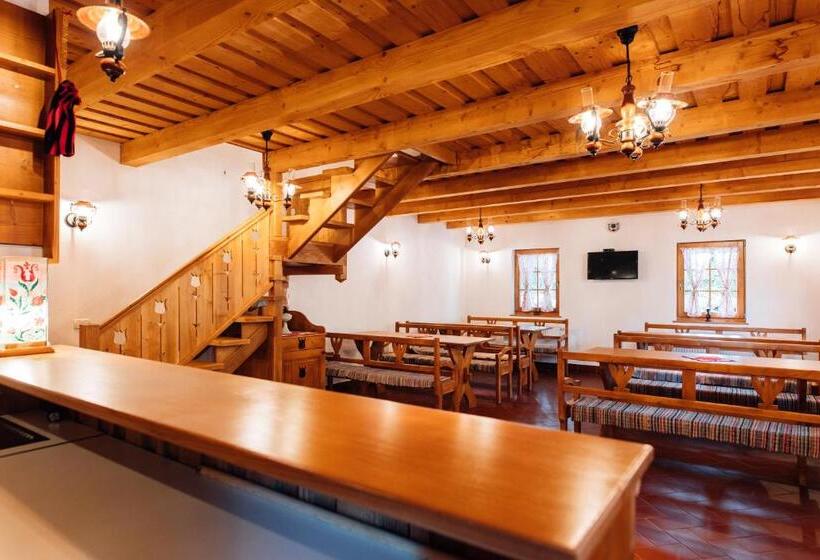 پانسیون Lolo Park Resort