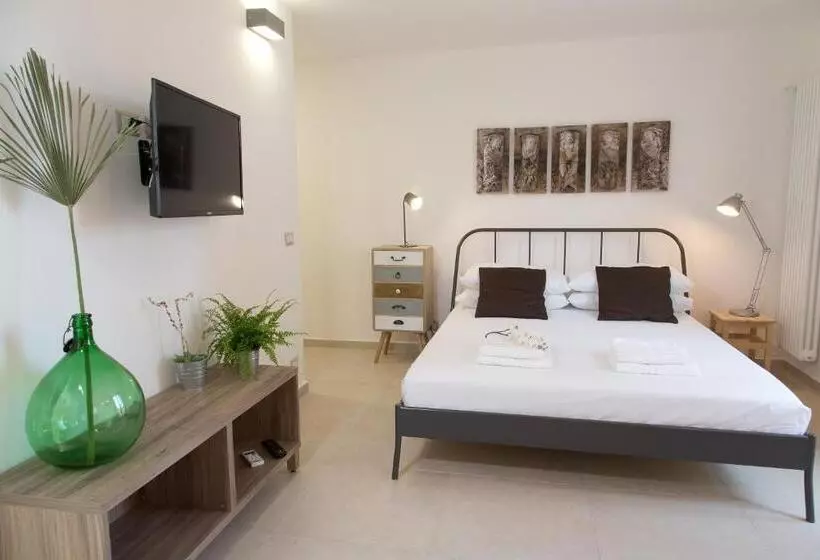 پانسیون Tocco Barocco   Locazioni Brevi