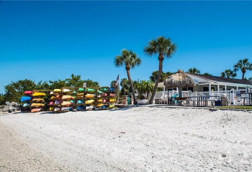 Spacious Coastal Haven 3bd Condo