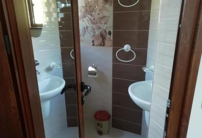 ペンション Iceberg