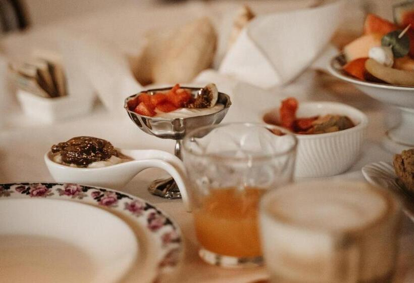 مبيت وإفطار La Celeste Galeria