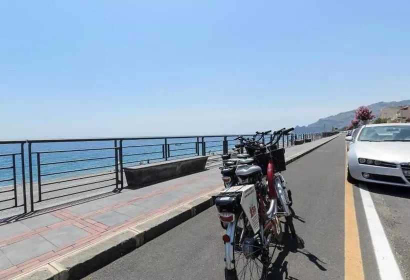 ベッドアンドブレックファースト Marina D Agrò Residence