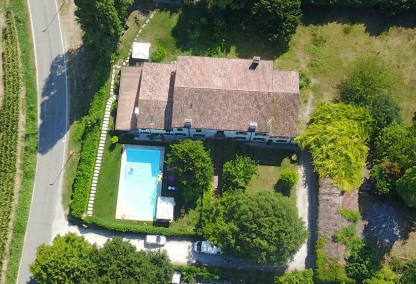 مبيت وإفطار La Celeste Galeria