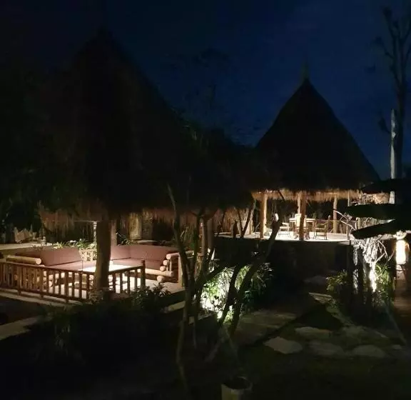 ユースホステル Geopark Village