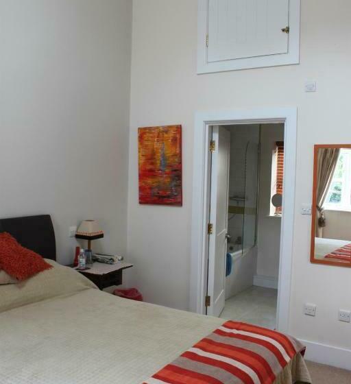 Bed and Breakfast High Street Farm Barn