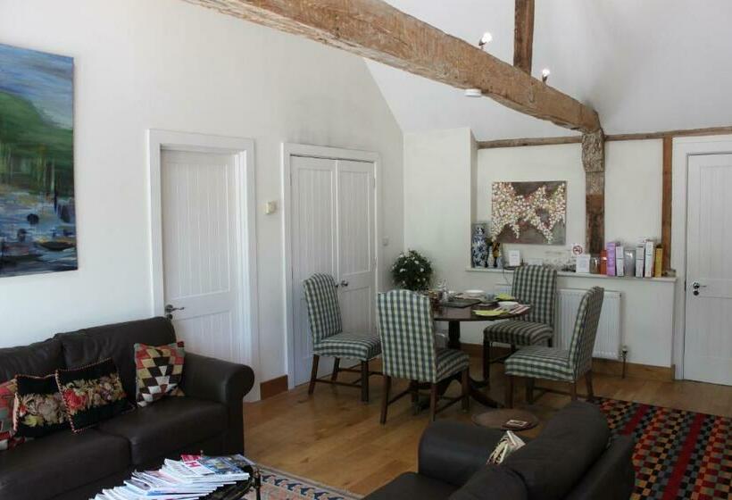 Bed and Breakfast High Street Farm Barn