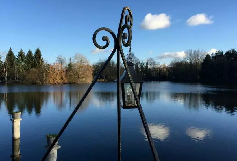 Aamiaismajoitus (B&B) La Maison Du Lac