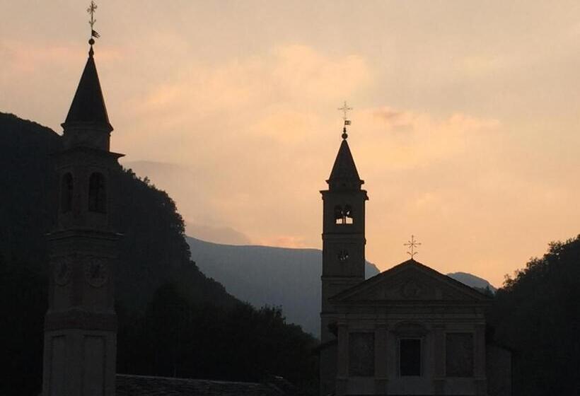 ベッドアンドブレックファースト La Masca