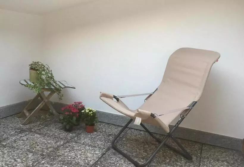 ベッドアンドブレックファースト La Masca