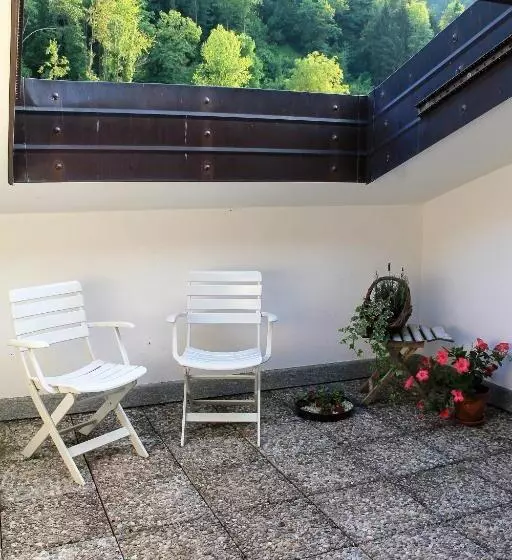 ベッドアンドブレックファースト La Masca