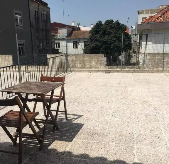 ユースホステル Eskama Guest House