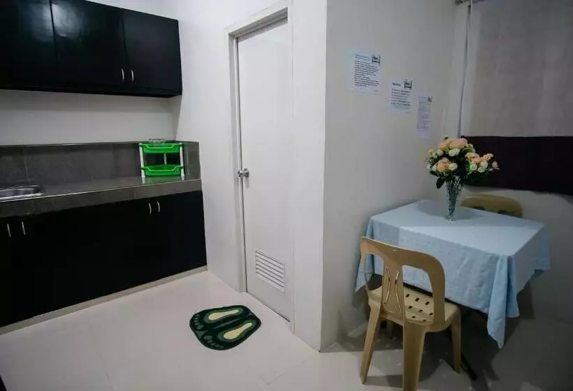 هتل کپسول Sleepadz   Capsule Beds Dormitel In Magsaysay Ave Naga