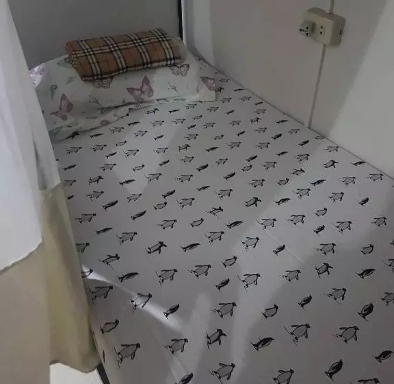 هتل کپسول Sleepadz   Capsule Beds Dormitel In Magsaysay Ave Naga
