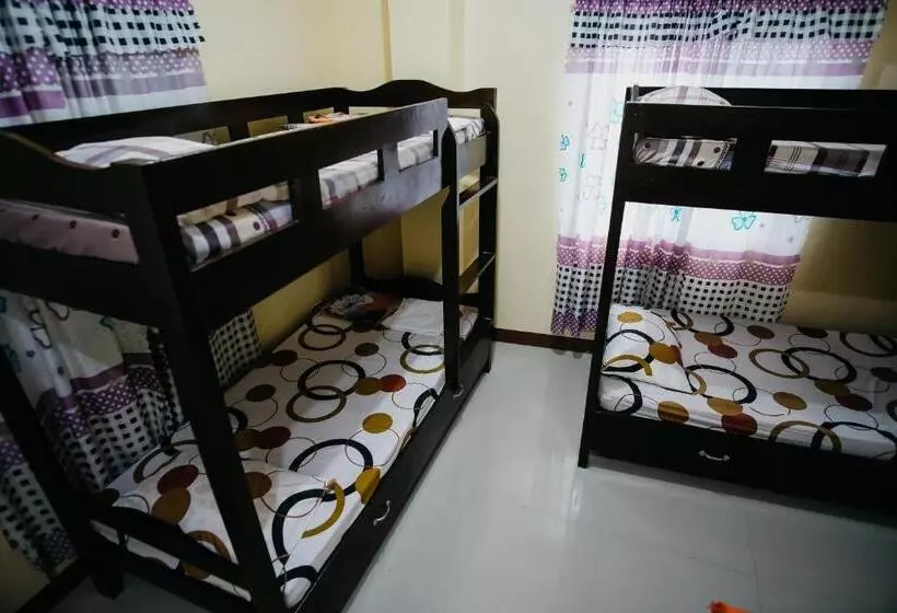 هتل کپسول Sleepadz   Capsule Beds Dormitel In Magsaysay Ave Naga