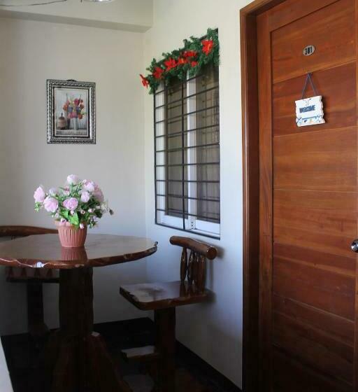 מלון כמוסות Sleepadz Capsule Beds Dormitel In Magsaysay Ave Naga