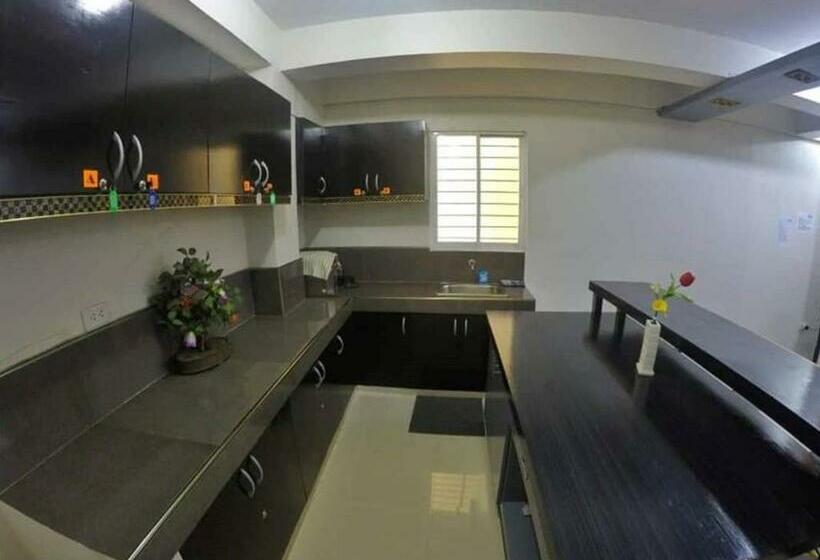 מלון כמוסות Sleepadz Capsule Beds Dormitel In Magsaysay Ave Naga