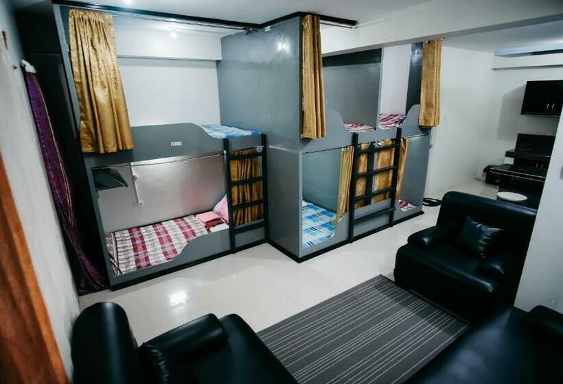 מלון כמוסות Sleepadz Capsule Beds Dormitel In Magsaysay Ave Naga