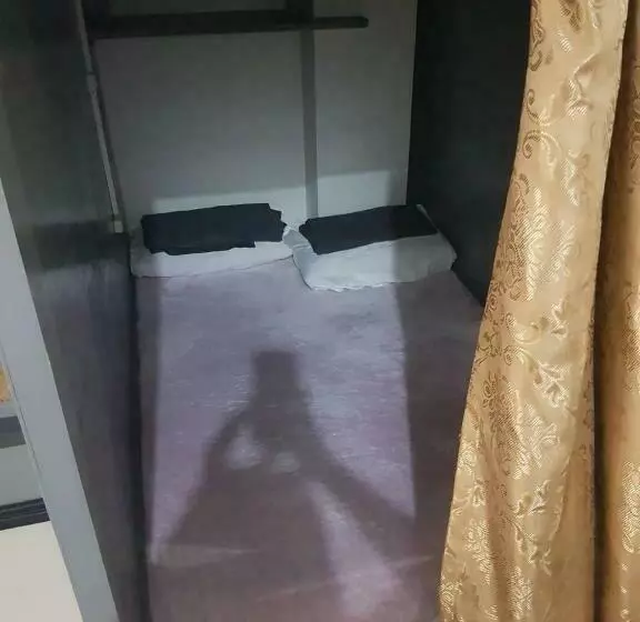 هتل کپسول Sleepadz   Capsule Beds Dormitel In Magsaysay Ave Naga