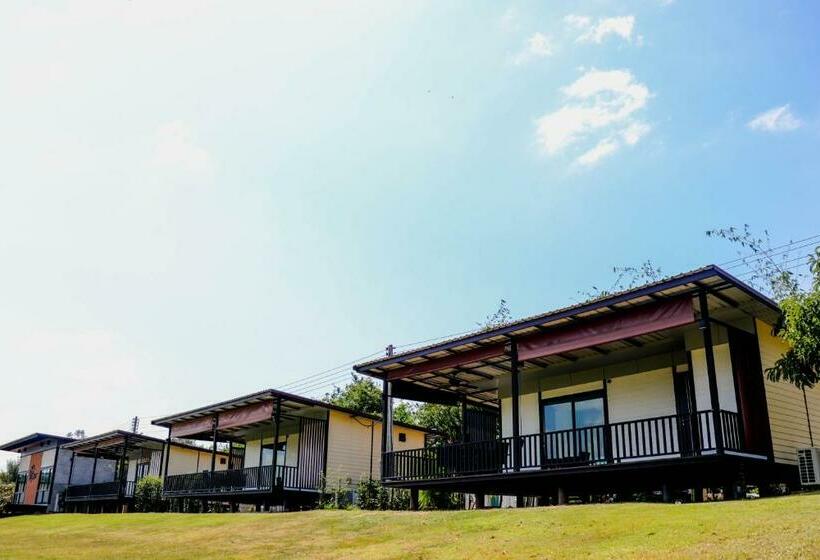 Mae On Village Resort