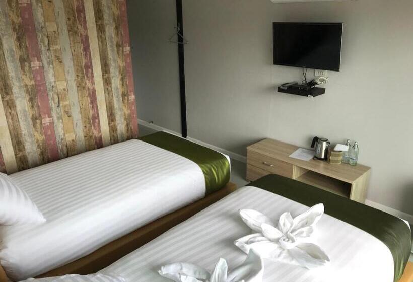 Mae On Village Resort