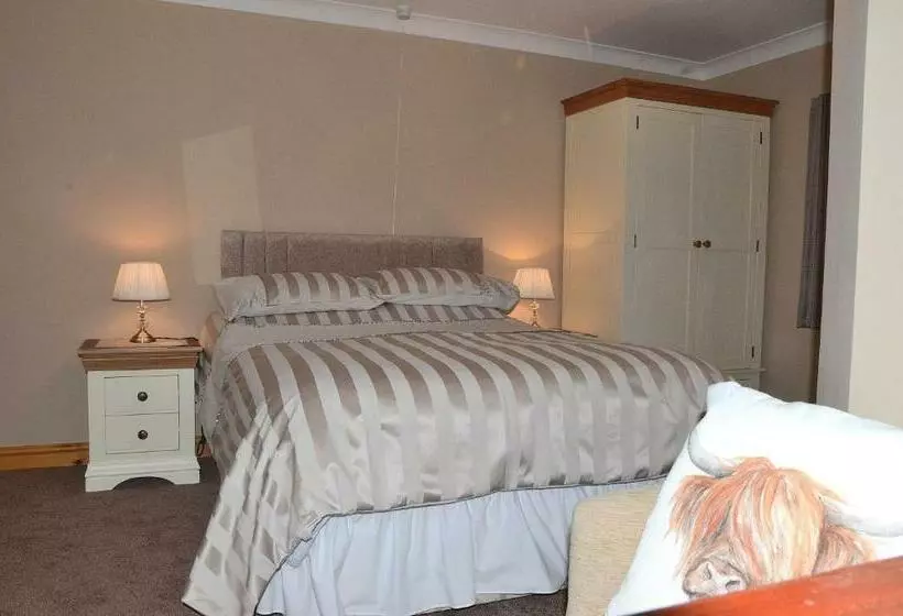 Nutstile Farm Bed And Breakfast
