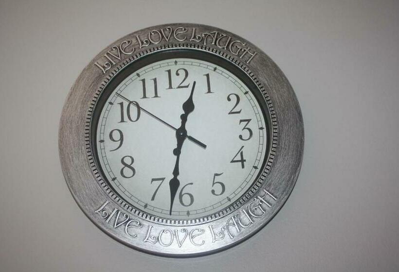 Pensão Arum Lily Guest Rooms