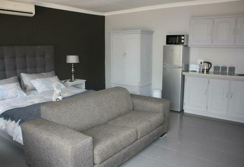 Pensão Arum Lily Guest Rooms