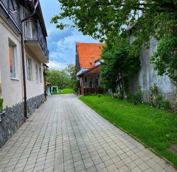 Пансион Casa Leny