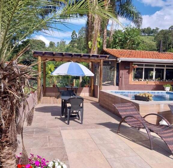 بنسيون Pousada Beija Flor