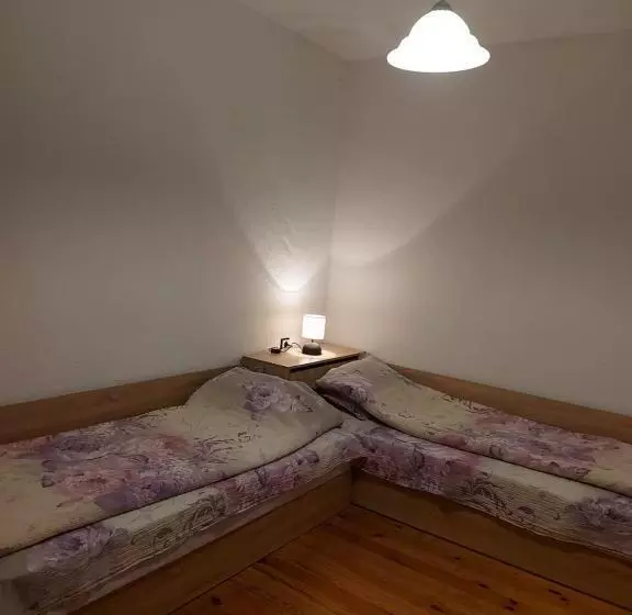 ペンション Vasi Apartments
